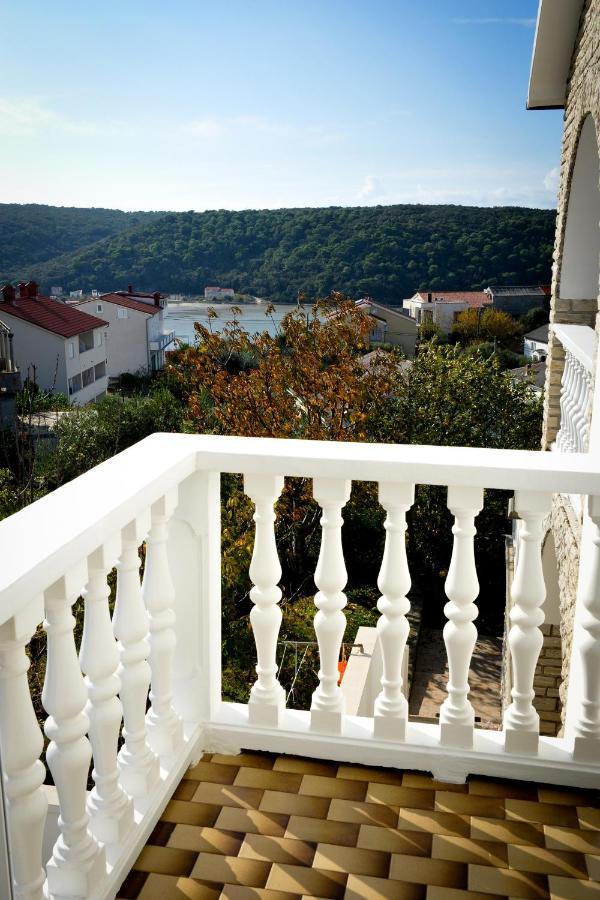Apartments With A Parking Space Kampor, Rab - 14998 Exterior foto